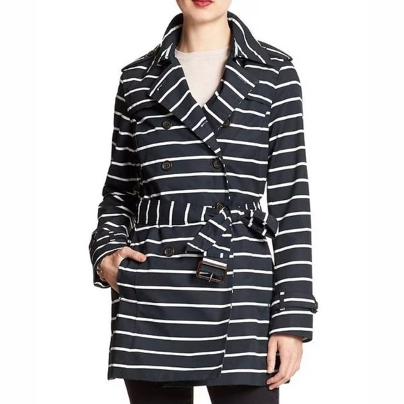 Banana Republic Jackets & Blazers - Banana Republic Women’s Double Breasted Trench Coat Jacket size M